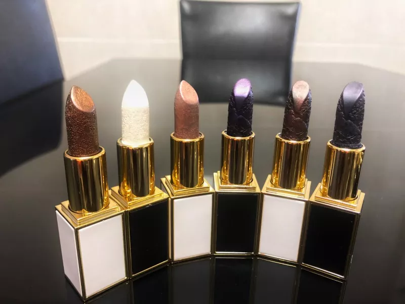 Advanced Optical Color-Shifting Pigments for Lip Gloss and Highlighter